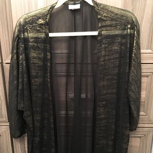 LuLaRoe M Lindsey